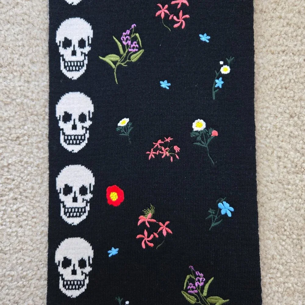 Skull Cashmere Embroidered Wool/Cashmere Scarf Skulls and Flowers